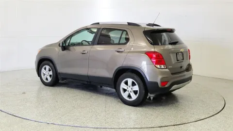 More photos of 2021 Chevrolet Trax LT at Tom Gill Chevrolet, KY