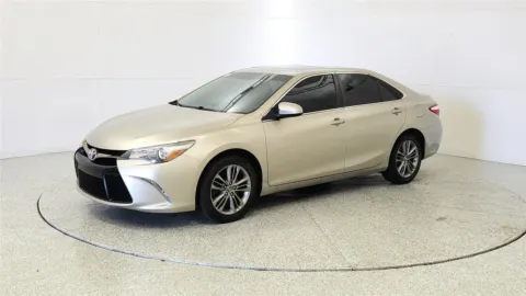 Another view of 2016 Toyota Camry SE for sale in Florence, KY at Tom Gill Chevrolet