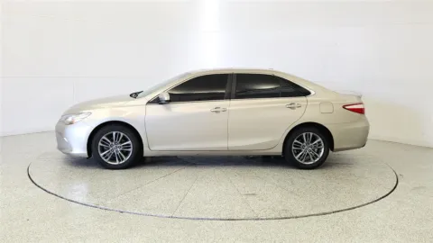 More photos of 2016 Toyota Camry SE at Tom Gill Chevrolet, KY