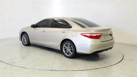 More photos of 2016 Toyota Camry SE at Tom Gill Chevrolet, KY