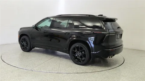 More photos of 2024 Chevrolet Traverse FWD RS at Tom Gill Chevrolet, KY