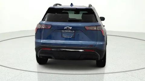 More photos of 2027 Chevrolet Equinox FWD RS at Tom Gill Chevrolet, KY