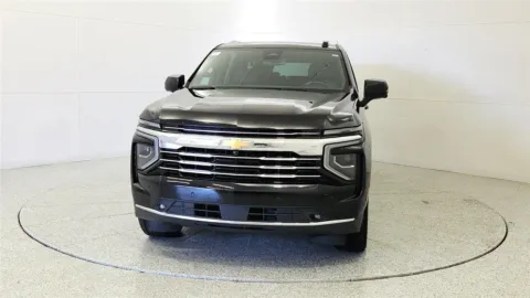 More photos of 2025 Chevrolet Suburban LT at Tom Gill Chevrolet, KY