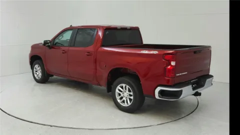 More photos of 2023 Chevrolet Silverado 1500 LT at Tom Gill Chevrolet, KY