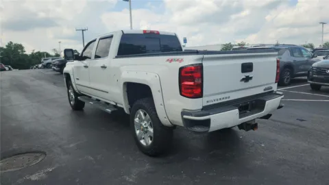 More photos of 2016 Chevrolet Silverado 2500HD High Country at Tom Gill Chevrolet, KY