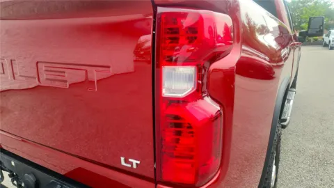 More photos of 2021 Chevrolet Silverado 2500HD LT at Tom Gill Chevrolet, KY