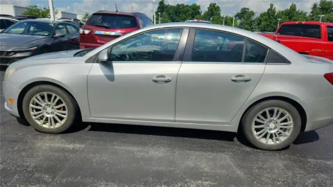 More photos of 2013 Chevrolet Cruze ECO at Tom Gill Chevrolet, KY
