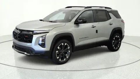 More photos of 2027 Chevrolet Equinox AWD RS at Tom Gill Chevrolet, KY