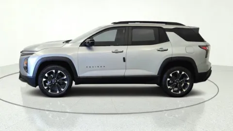 More photos of 2027 Chevrolet Equinox AWD RS at Tom Gill Chevrolet, KY