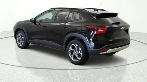 More photos of 2024 Chevrolet Trax LT at Tom Gill Chevrolet, KY