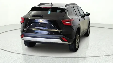 More photos of 2024 Chevrolet Trax LT at Tom Gill Chevrolet, KY