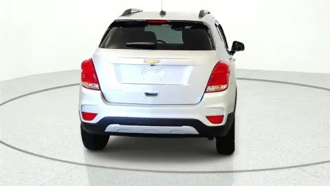 More photos of 2022 Chevrolet Trax LT at Tom Gill Chevrolet, KY