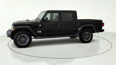 Another view of 2022 Jeep Gladiator Overland for sale in Florence, KY at Tom Gill Chevrolet