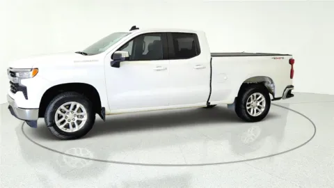 Another view of 2023 Chevrolet Silverado 1500 LT for sale in Florence, KY at Tom Gill Chevrolet