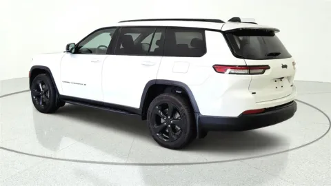 More photos of 2023 Jeep Grand Cherokee L Limited at Tom Gill Chevrolet, KY