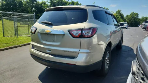 Photos of 2016 Chevrolet Traverse LT for sale in Florence, KY at Tom Gill Chevrolet