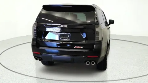 More photos of 2026 Chevrolet Suburban RST at Tom Gill Chevrolet, KY