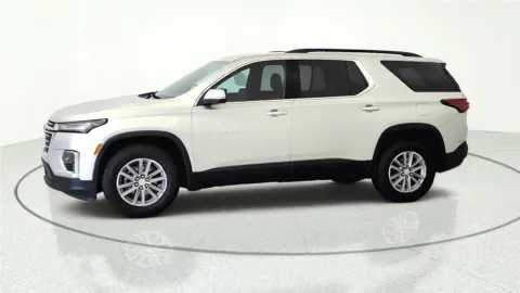 Another view of 2022 Chevrolet Traverse LT Cloth for sale in Florence, KY at Tom Gill Chevrolet