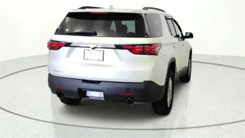 More photos of 2022 Chevrolet Traverse LT Cloth at Tom Gill Chevrolet, KY