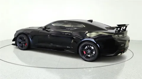 More photos of 2018 Chevrolet Camaro ZL1 at Tom Gill Chevrolet, KY