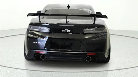 More photos of 2018 Chevrolet Camaro ZL1 at Tom Gill Chevrolet, KY
