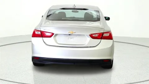 More photos of 2018 Chevrolet Malibu LT at Tom Gill Chevrolet, KY