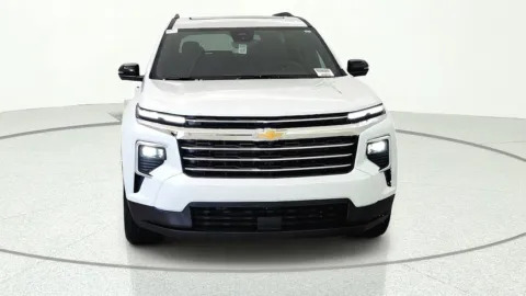 Photos of 2026 Chevrolet Traverse FWD LT for sale in Florence, KY at Tom Gill Chevrolet