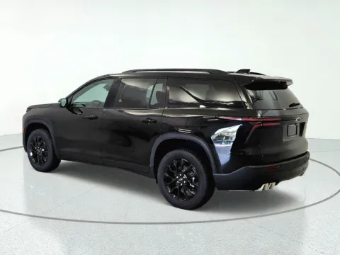 More photos of 2026 Chevrolet Traverse FWD LT at Tom Gill Chevrolet, KY