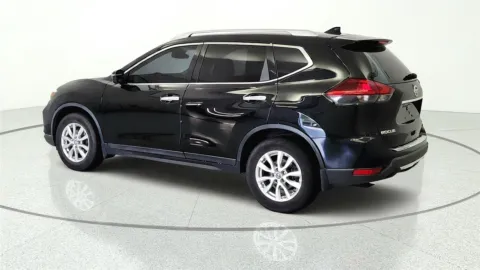 More photos of 2020 Nissan Rogue S at Tom Gill Chevrolet, KY