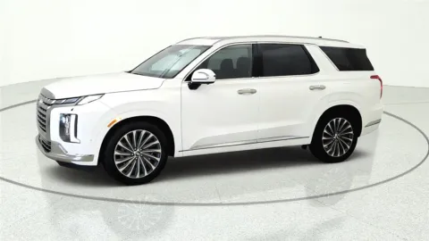 Another view of 2024 Hyundai Palisade Calligraphy for sale in Florence, KY at Tom Gill Chevrolet