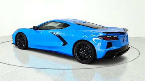 More photos of 2023 Chevrolet Corvette 2LT at Tom Gill Chevrolet, KY