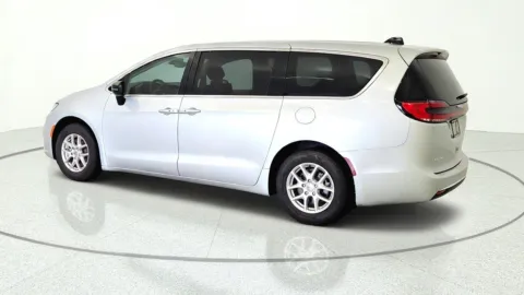 More photos of 2024 Chrysler Pacifica Touring L at Tom Gill Chevrolet, KY