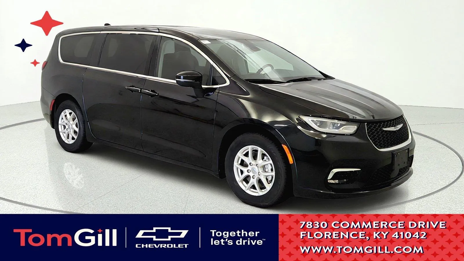 Black 2023 Chrysler Pacifica Touring L for sale in Florence, KY