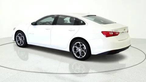 More photos of 2024 Chevrolet Malibu LT at Tom Gill Chevrolet, KY