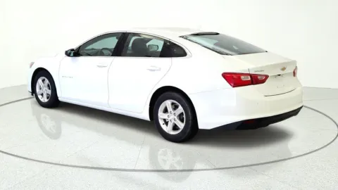 More photos of 2024 Chevrolet Malibu LT at Tom Gill Chevrolet, KY