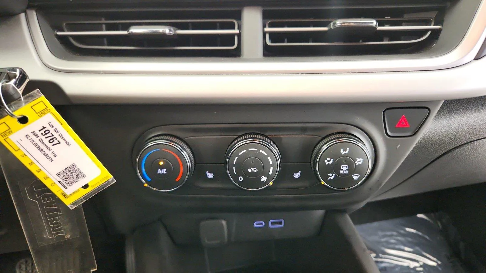 2024 Chevrolet Trax RS - Photo 18
