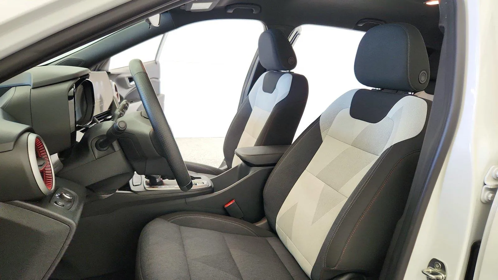 2024 Chevrolet Trax RS - Photo 19