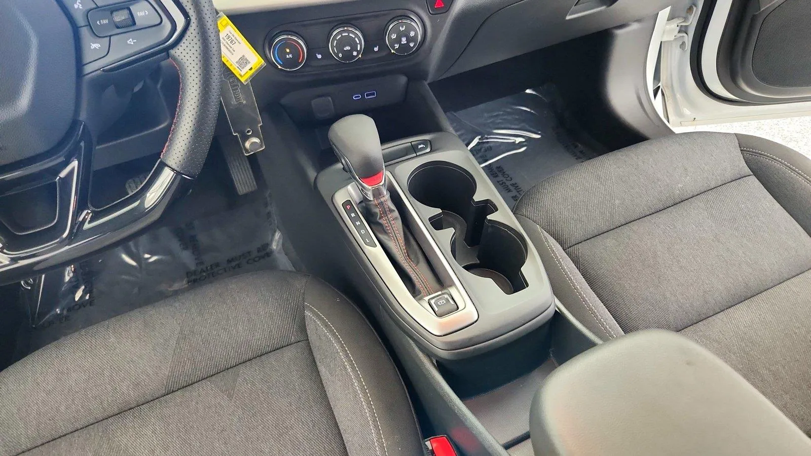 2024 Chevrolet Trax RS - Photo 25