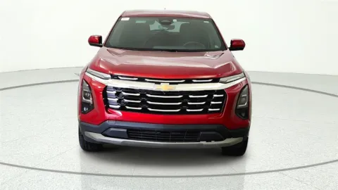 Photos of 2025 Chevrolet Equinox FWD LT for sale in Florence, KY at Tom Gill Chevrolet