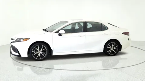 Another view of 2024 Toyota Camry SE for sale in Florence, KY at Tom Gill Chevrolet