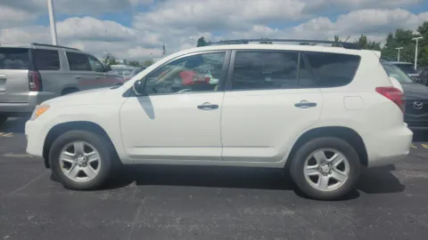 More photos of 2009 Toyota RAV4 at Tom Gill Chevrolet, KY