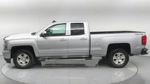 More photos of 2017 Chevrolet Silverado 1500 LT at Tom Gill Chevrolet, KY