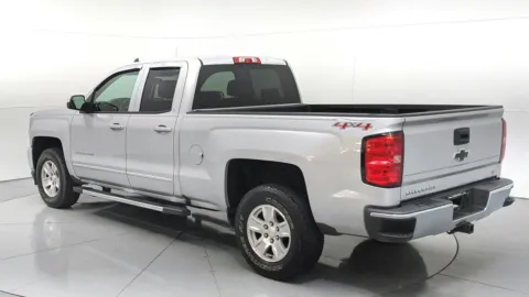More photos of 2017 Chevrolet Silverado 1500 LT at Tom Gill Chevrolet, KY