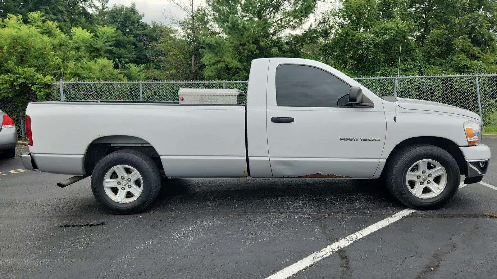 Used 2006 Dodge Ram 1500 Pickup SLT with VIN 1D7HA16NX6J195350 for sale in Florence, KY