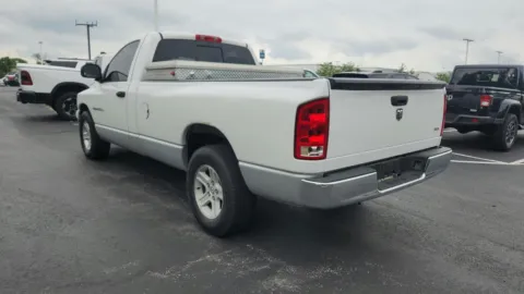 More photos of 2006 Dodge Ram 1500 SLT at Tom Gill Chevrolet, KY