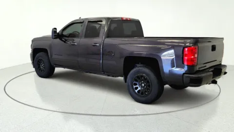 More photos of 2016 Chevrolet Silverado 1500 LT at Tom Gill Chevrolet, KY