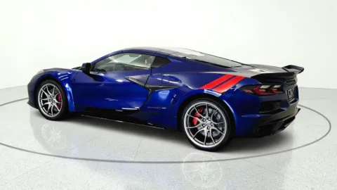 More photos of 2027 Chevrolet Corvette 2LT at Tom Gill Chevrolet, KY