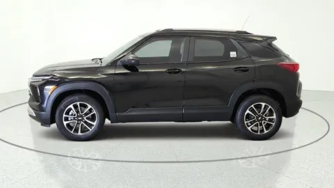 More photos of 2026 Chevrolet Trailblazer LT at Tom Gill Chevrolet, KY