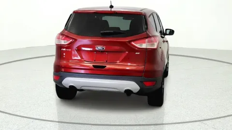 More photos of 2016 Ford Escape SE at Tom Gill Chevrolet, KY