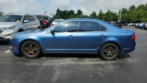 More photos of 2010 Ford Fusion SE at Tom Gill Chevrolet, KY